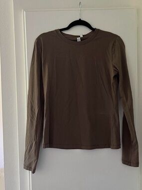 & Other Stories Long Sleeve Crewneck Top in light brown